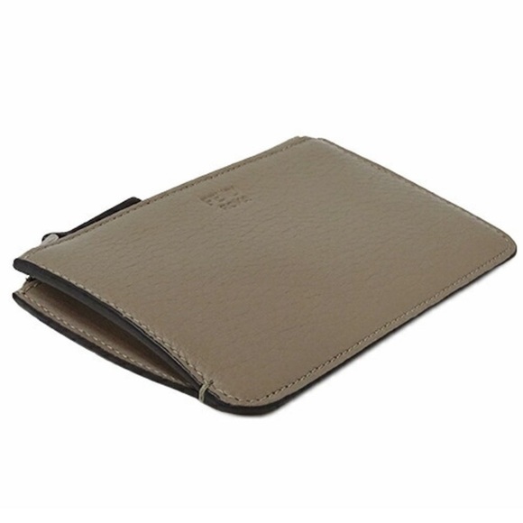 Fendi Roma Beige Leather Card Holder - Picture 3 of 8